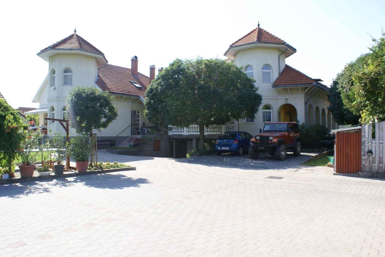 Apartment In Siofok/Balaton 19943 Экстерьер фото