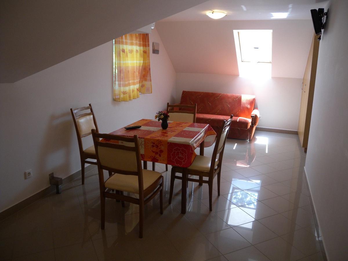 Apartment In Siofok/Balaton 19943 Экстерьер фото